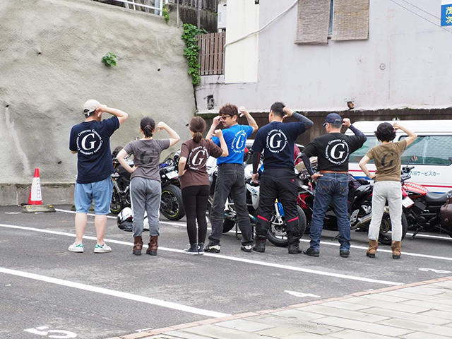 バイクチームのメンバーTシャツです!